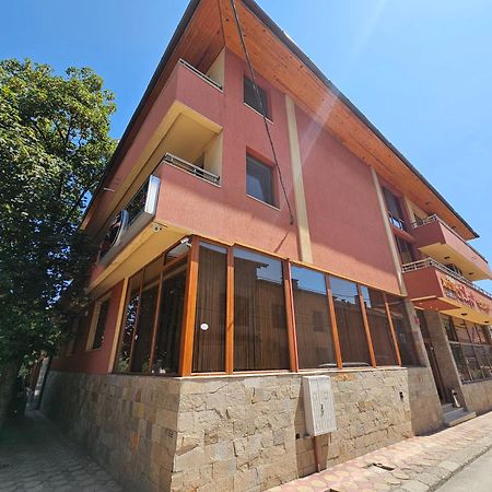 Family Hotel Jeri Velingrad Esterno foto