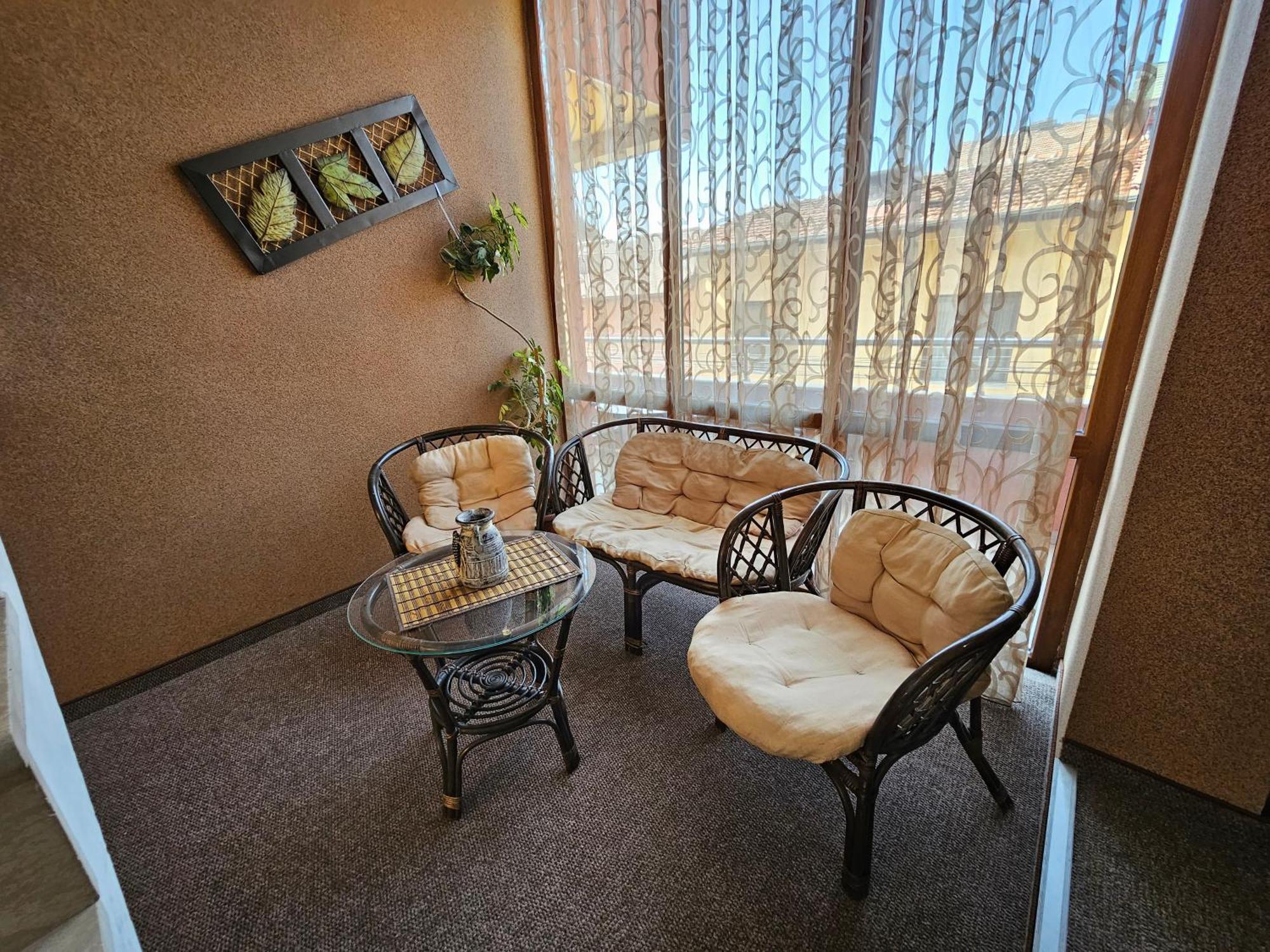 Family Hotel Jeri Velingrad Esterno foto
